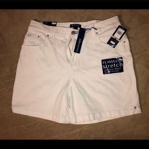 Women’s shorts size 12